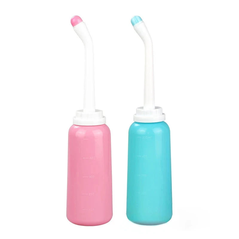 500ml Portable Handheld Bidet - Travel Water Spray for Pregnant Women, Baby Cleansing, and Mom Care