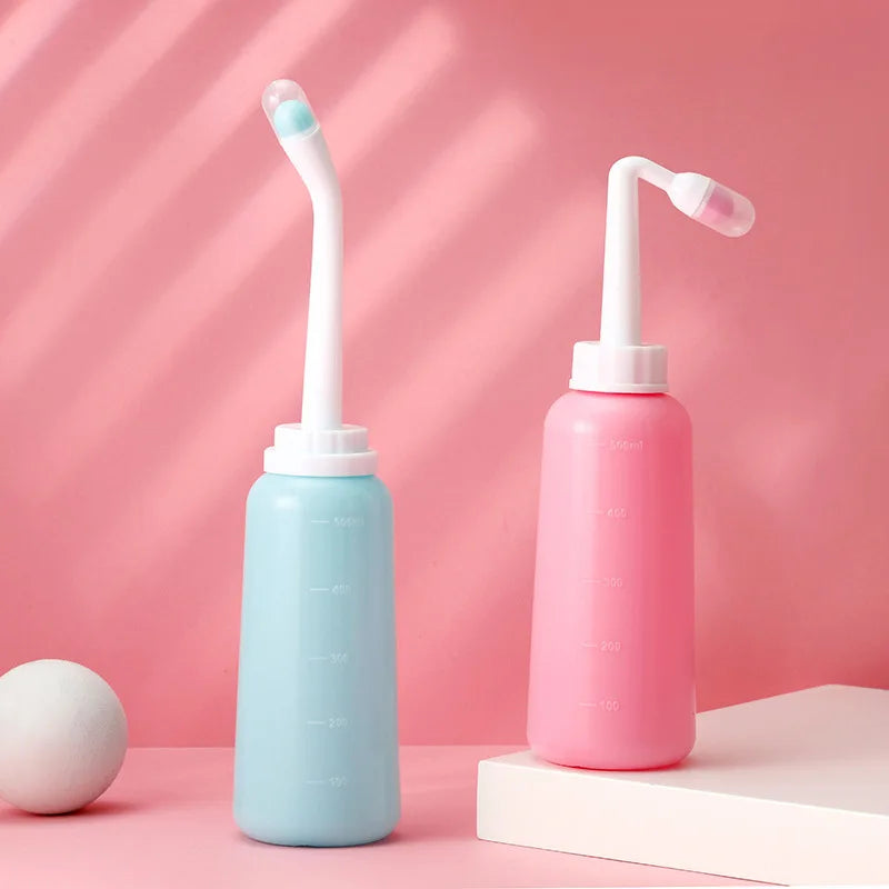 500ml Portable Handheld Bidet - Travel Water Spray for Pregnant Women, Baby Cleansing, and Mom Care